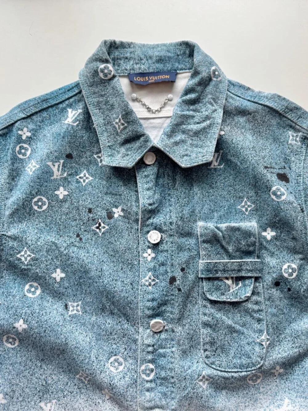 LOUIS VUITTON AW2020 Snowfall Gradient Ombre Logo Denim Overshirt, Size M - Picture 5 of 16